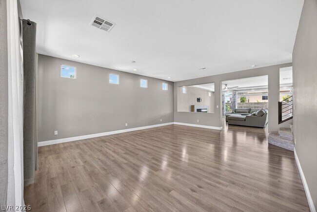 Building Photo - 9610 Twin Rivers Ct