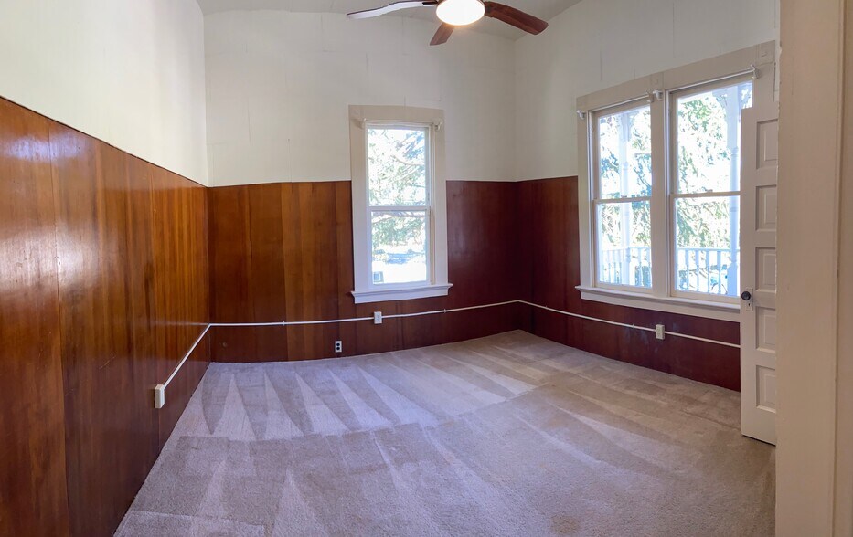 Front Bedroom - 2104 Castro St