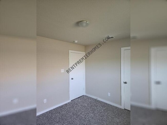 Building Photo - 4225 Andrea Ln