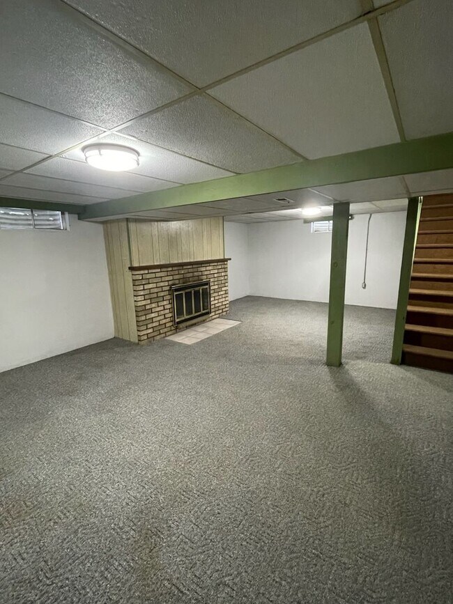 Building Photo - 19-21 Northside