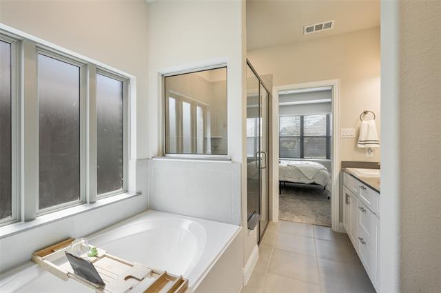 Building Photo - 6005 Horsetail Dr