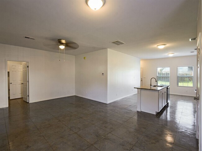 Building Photo - Built in 2019. 4 beds, 2.5 bath home with ...