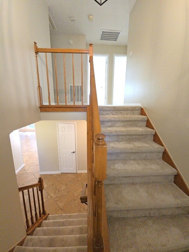 Building Photo - 2502 Fairwind Dr