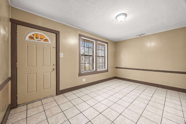 Building Photo - Special Offer: Get $300 OFF your first month’s rent!