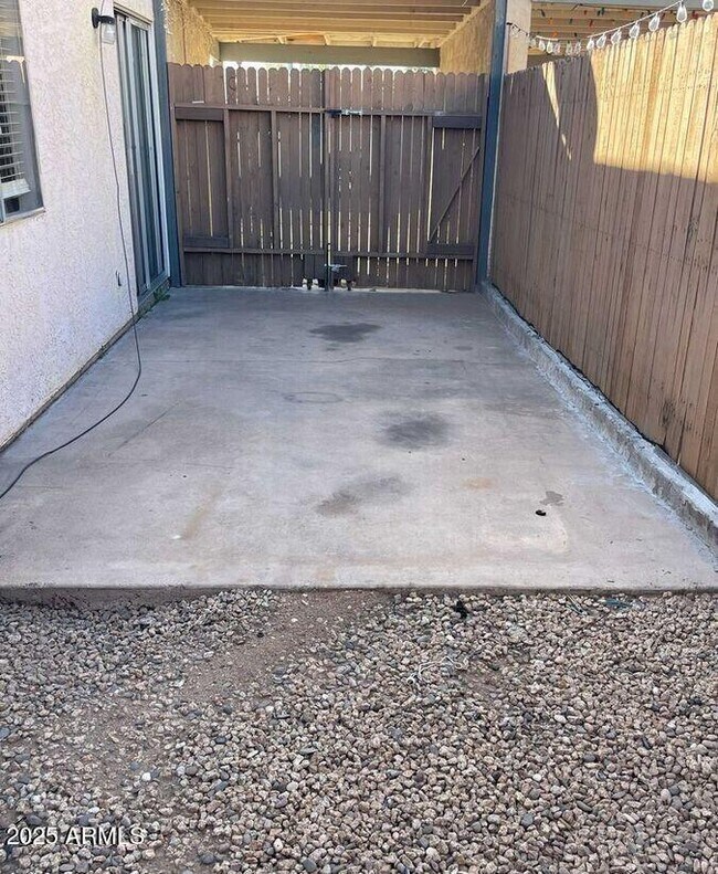 Building Photo - 6531 N 67th Ave