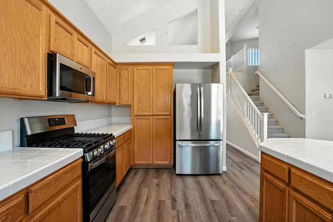 Building Photo - 9437 Red Spruce Way