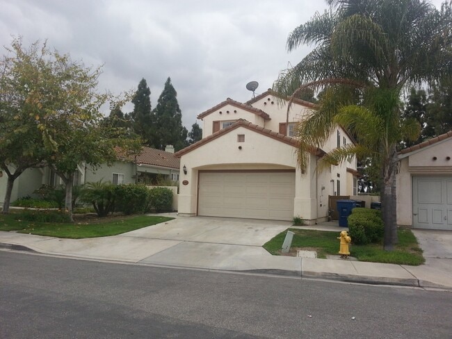 Building Photo - 4 Bedroom 3 Bath  Rancho Del Rey -Chula Vista