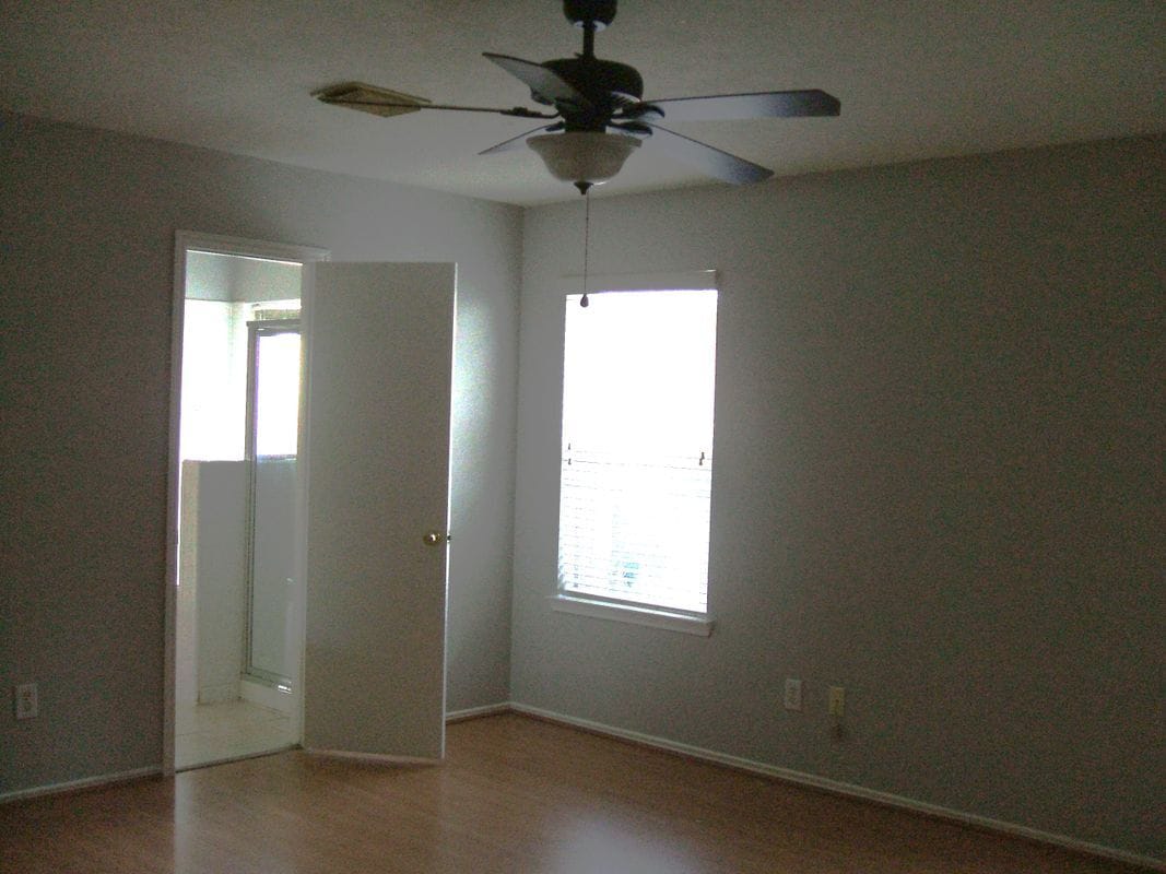 Building Photo - 8978 Dawnridge Dr