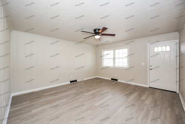 Building Photo - 707 Stanford Ave