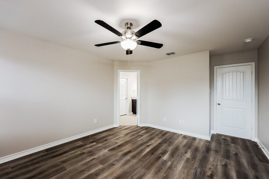 Building Photo - 12114 Pearl Jubilee