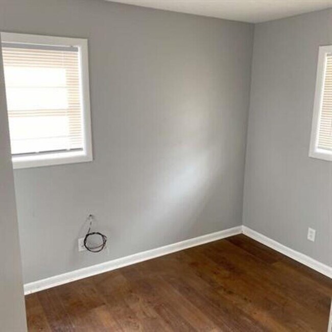 Building Photo - 719 Palmetto Ave