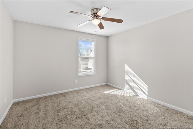 Building Photo - 120 Chatfield Dr.