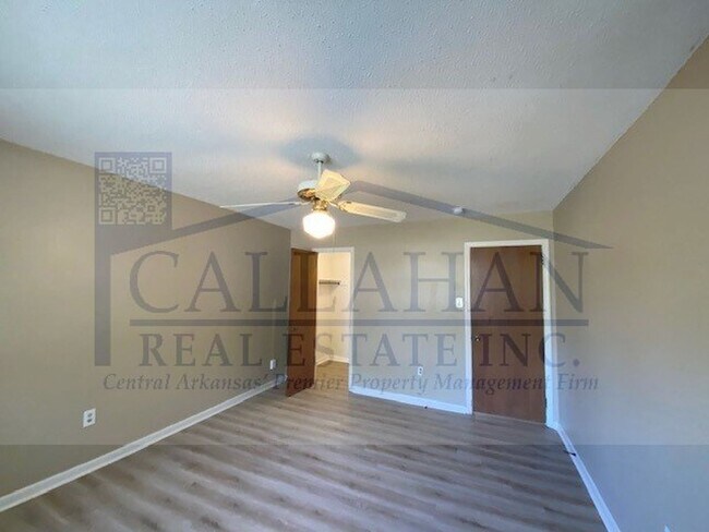 Building Photo - Sherwood 3 Bedroom Home