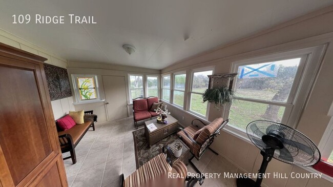 Building Photo - 109 Ridge Trail
