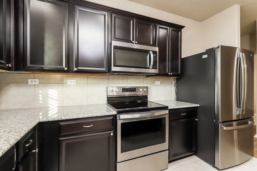 Building Photo - 165 Texas Thistle