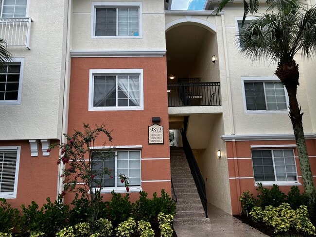 Building Photo - 9873 Baywinds Blvd