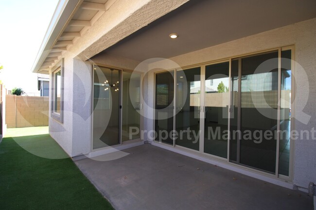 Building Photo - 4719 S Carver