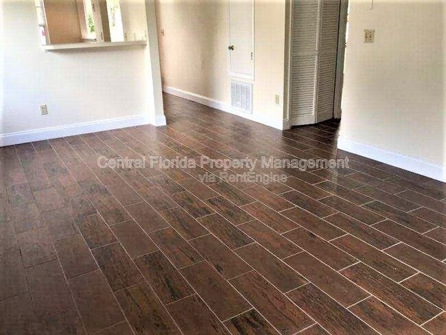 Building Photo - 3206 Vishaal Dr