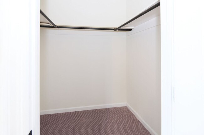 Building Photo - 3017 Fairchild Ln