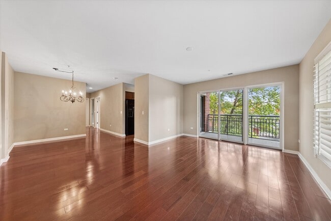 Building Photo - 255 E Liberty Dr