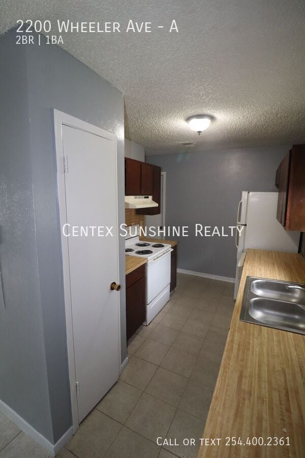 Building Photo - 2200 Wheeler Ave