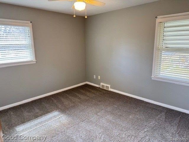 Building Photo - 1002 E Lincoln Ave