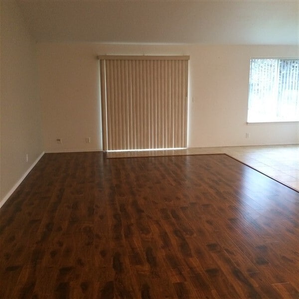 Building Photo - 3 Bedroom Single Level Home in NW Redmond