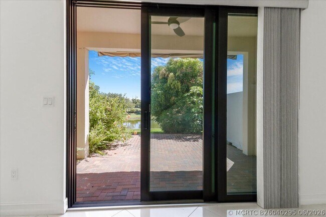 Building Photo - 10098 Akenside Dr
