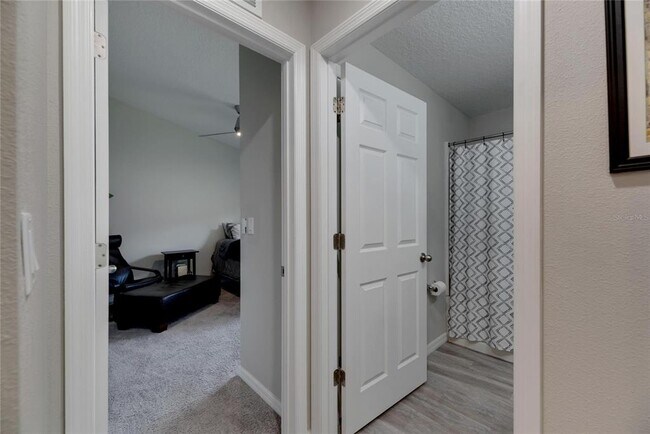Building Photo - 12696 Tannencrest Dr