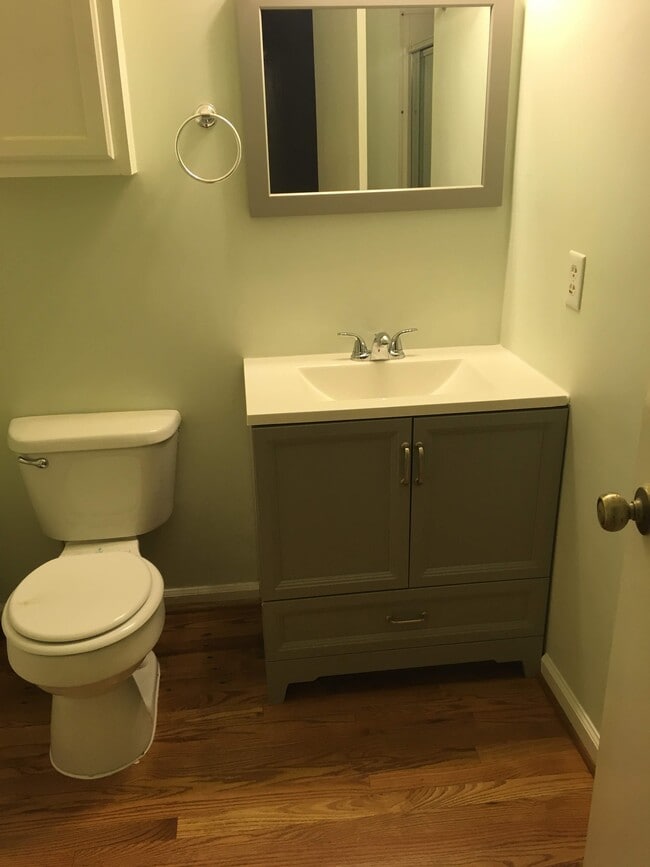 Building Photo - 6828 Ray Rd