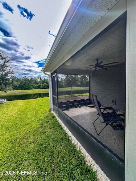 Building Photo - 13414 Holsinger Blvd