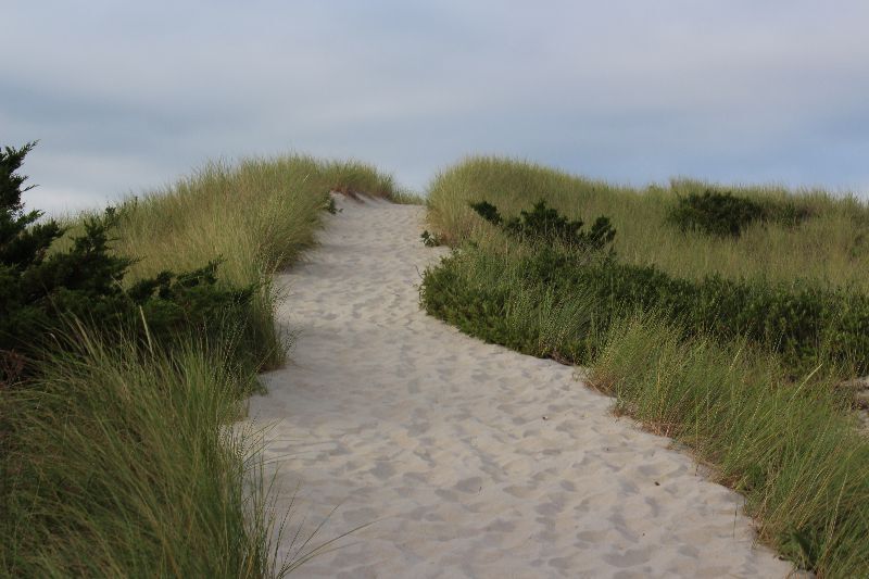 Building Photo - 69 Ploughed Neck Rd
