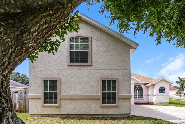 Building Photo - 3621 Arava Dr