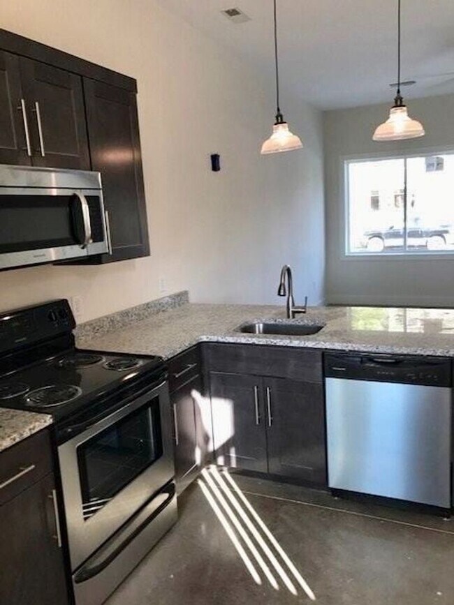 Interior Photo - Manchester Park