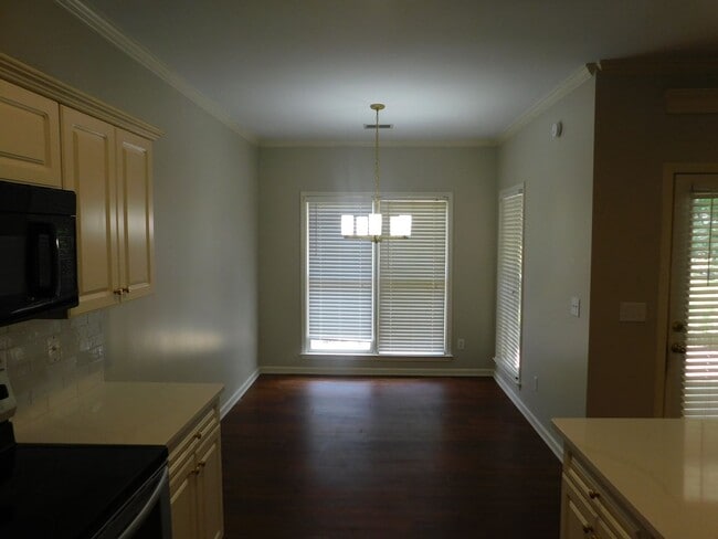 Building Photo - Your Dream Rental Awaits in Gated Greyston...