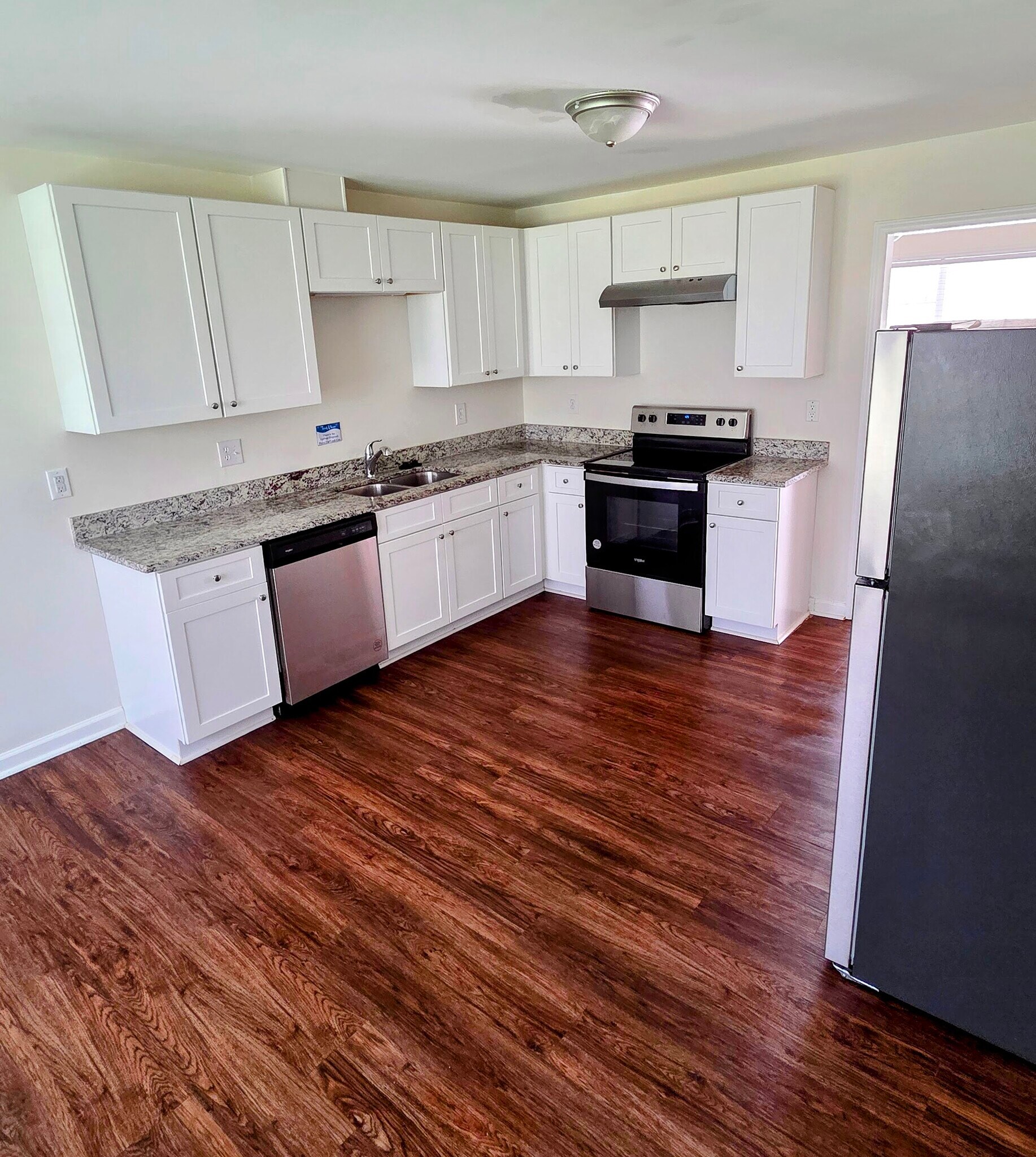 Building Photo - 210 Wimbledon Ct