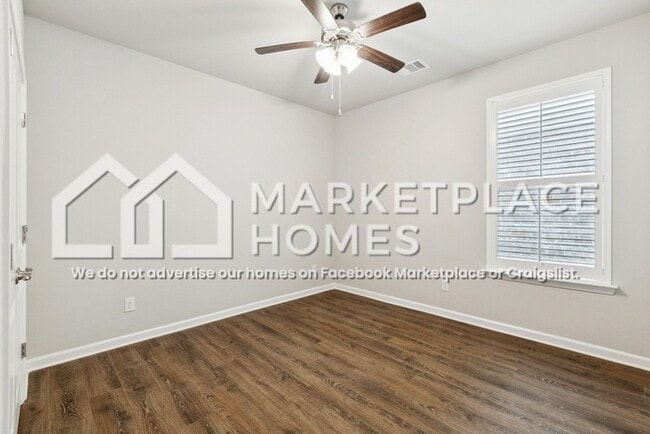 Building Photo - 5755 Oak Trace Dr