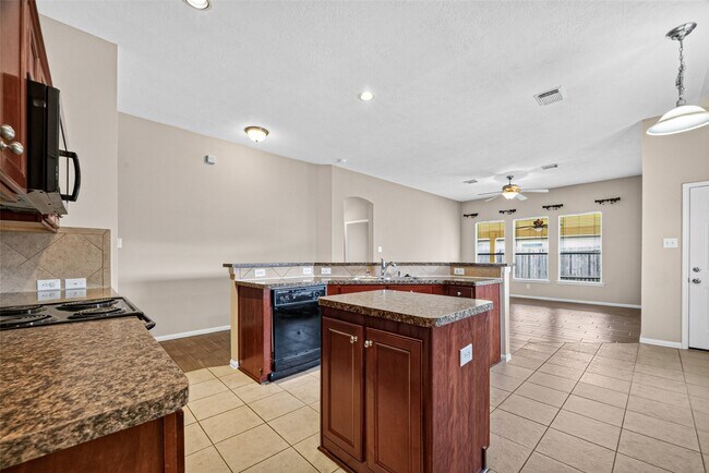 Building Photo - 16007 Hidden Manor Dr
