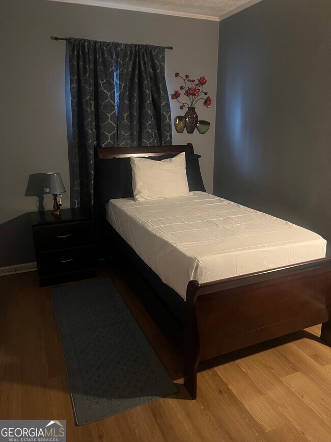 Building Photo - 7013 Fielder Rd