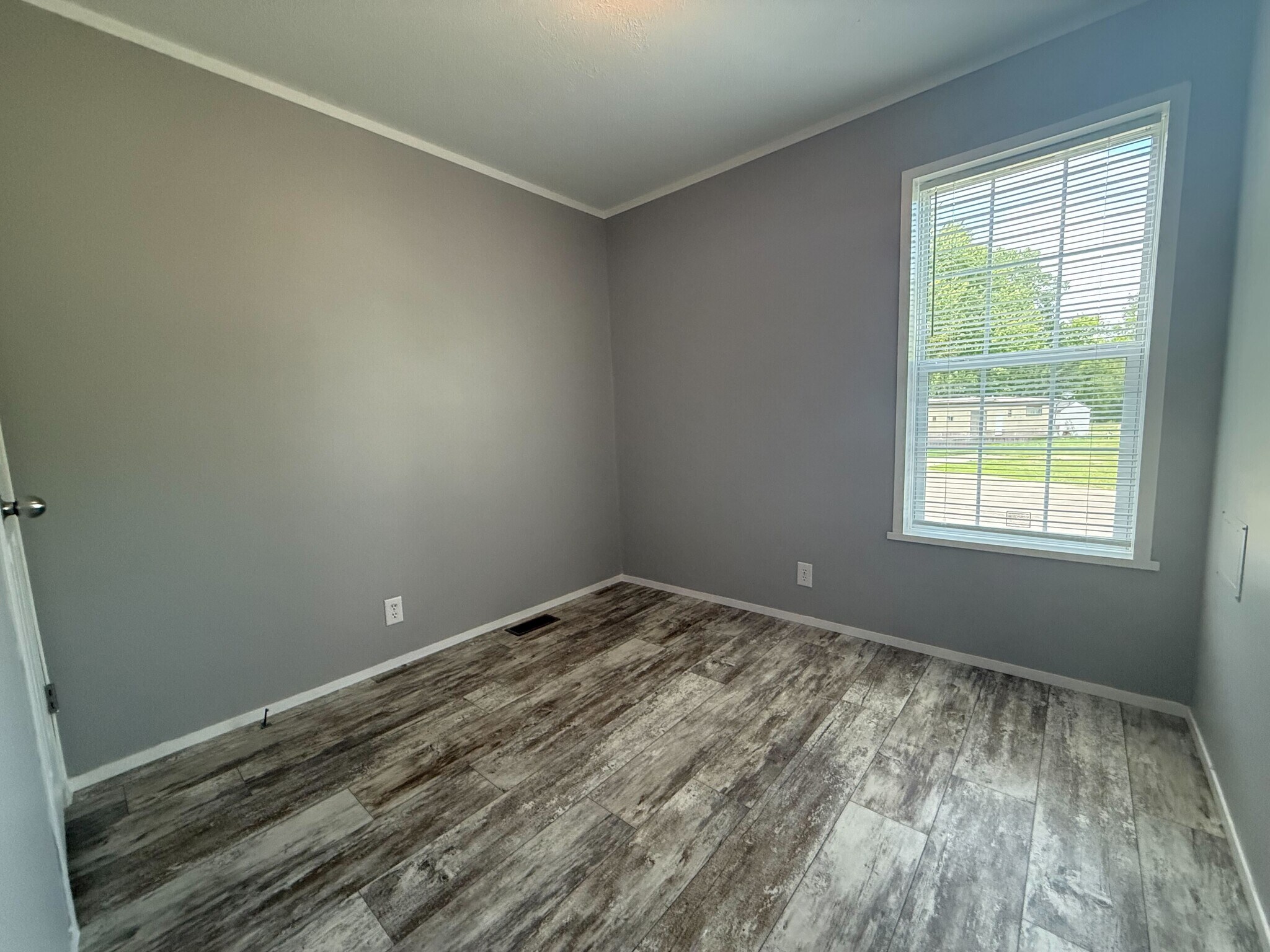 Building Photo - 11827 Cascade Cir