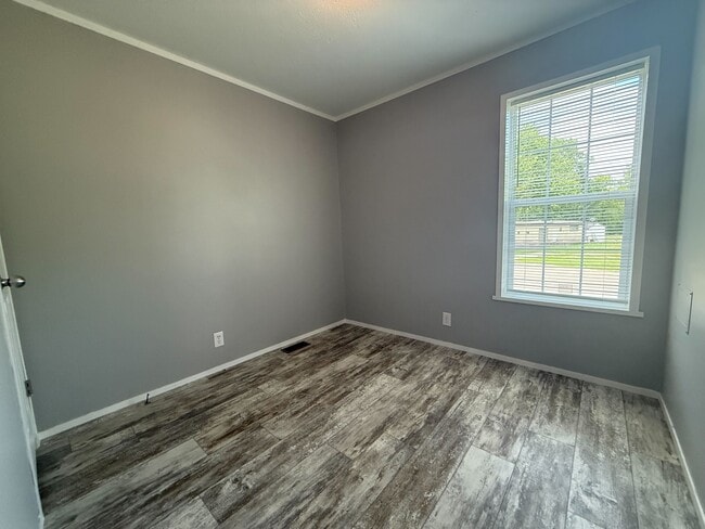 Building Photo - 11827 Cascade Cir