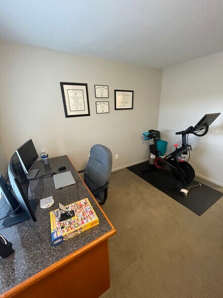 Bedroom Office - 4813 Cedar Lake Rd S