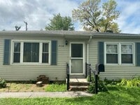 Building Photo - LaVista Charmer