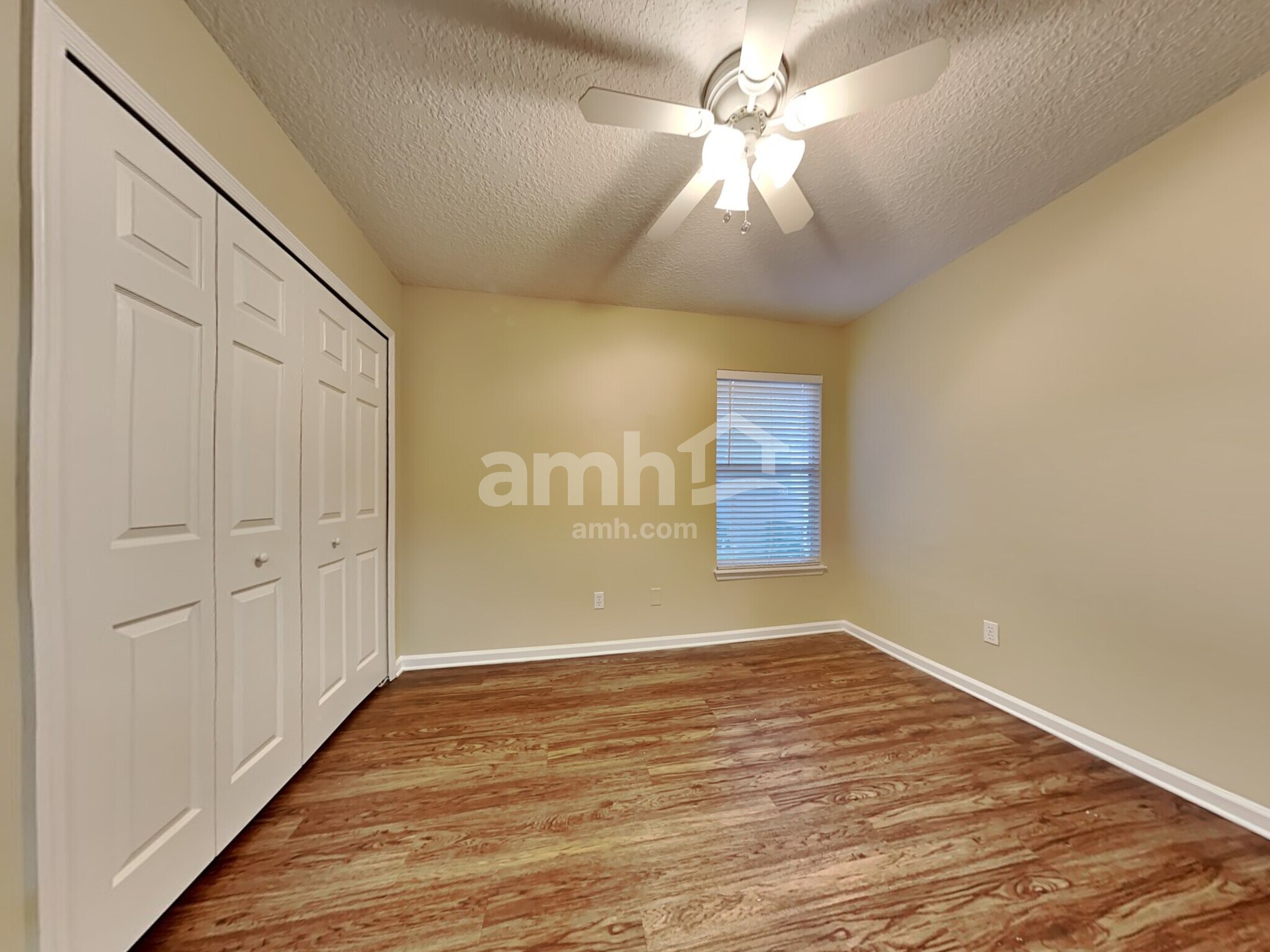 Building Photo - 2120 Pebble Creek Ln