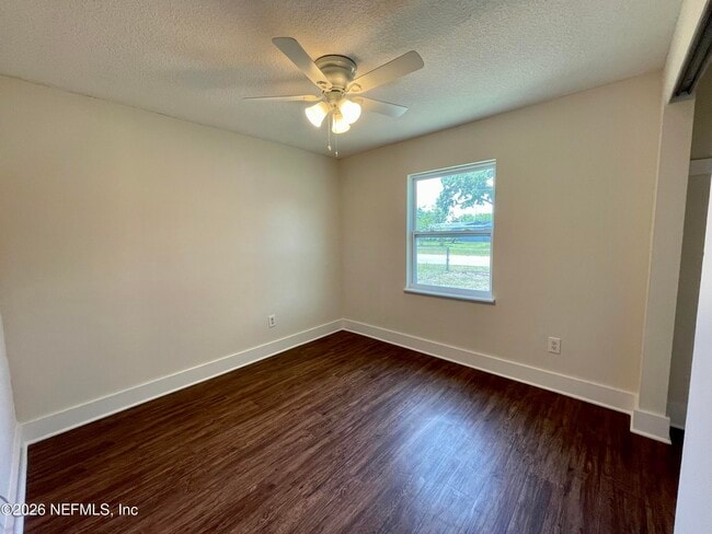Building Photo - 10867 Bahia Dr