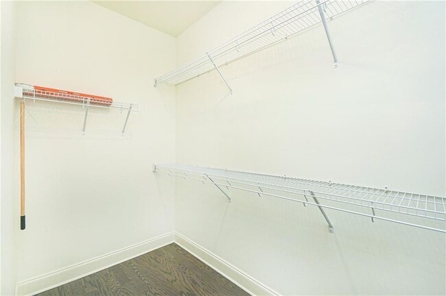 Building Photo - 629 Brennan Dr