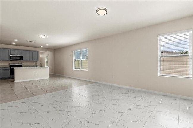 Building Photo - 179 Tiny Flower Rd