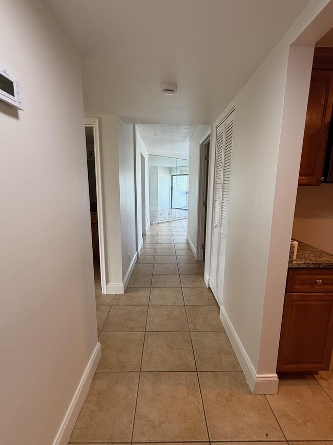 Building Photo - 2050 N Congress Ave