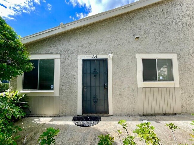 Building Photo - 6342 Newtown Cir