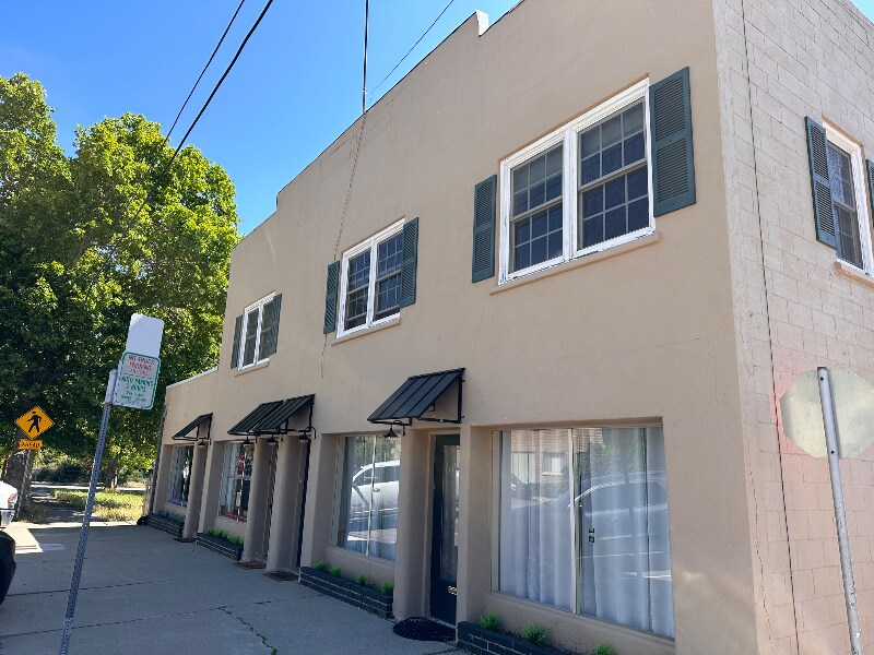 Building Photo - 59 N Roop St